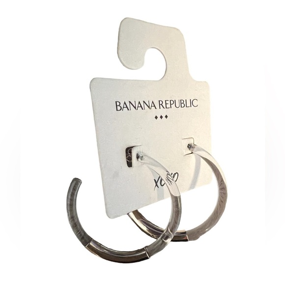 Banana Republic Jewelry - 🩷 3/$20 NWT Banana Republic Clear Hoops With Gold Detai Bar